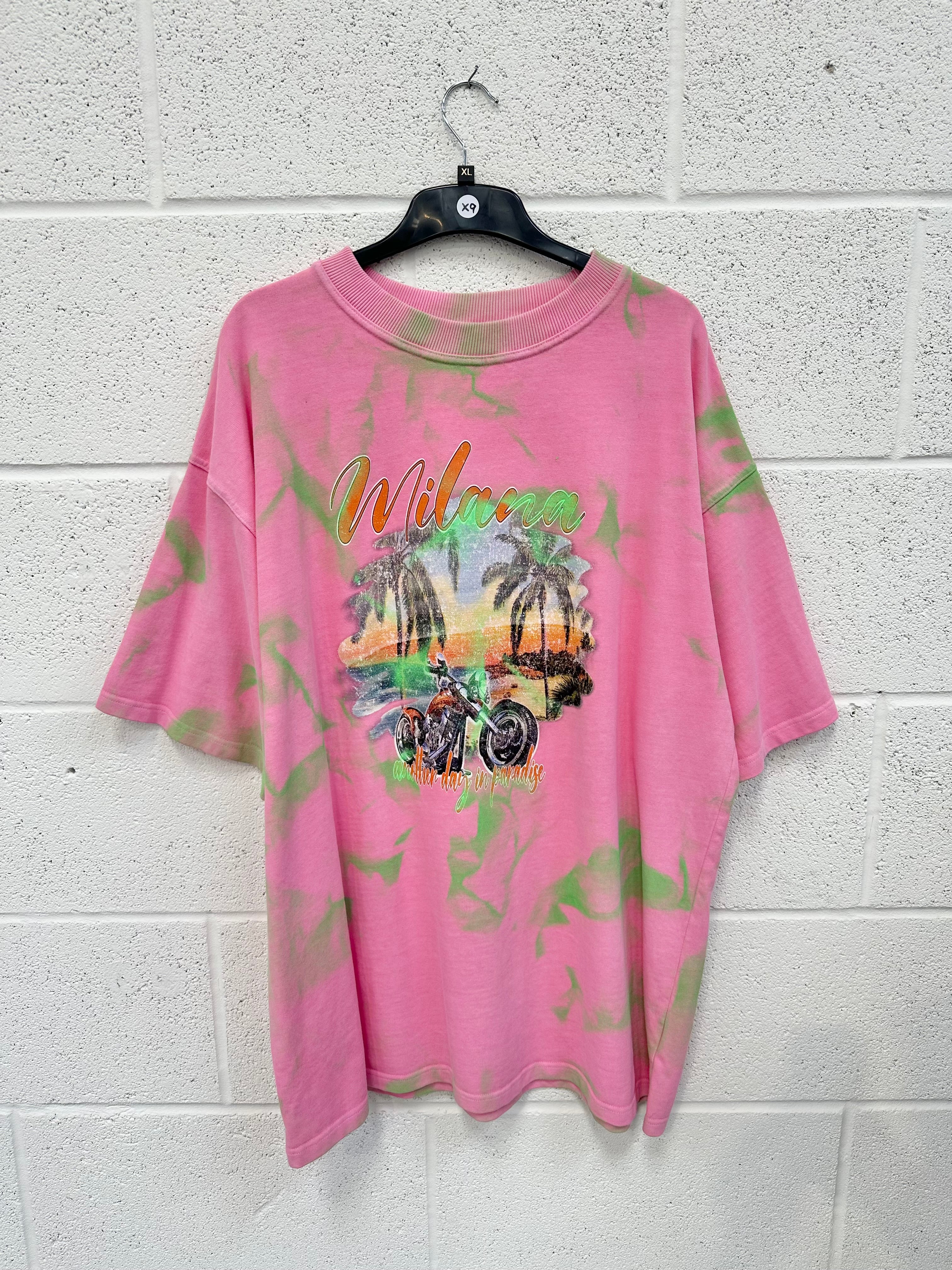 #X9 Pink Dye Effect Paradise Heavyweight T-shirt.