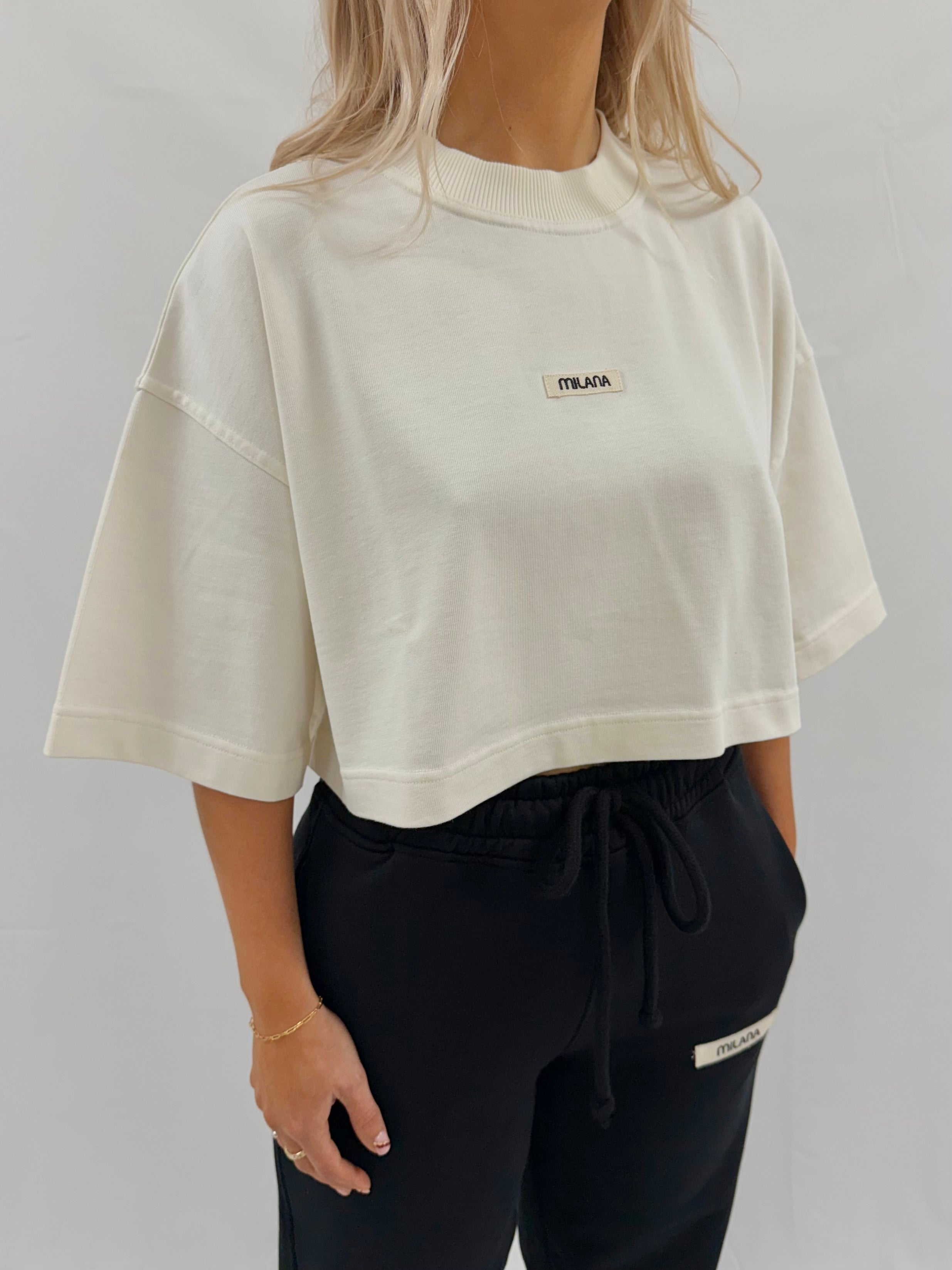 Cream Core Heavyweight Cropped T-shirt.