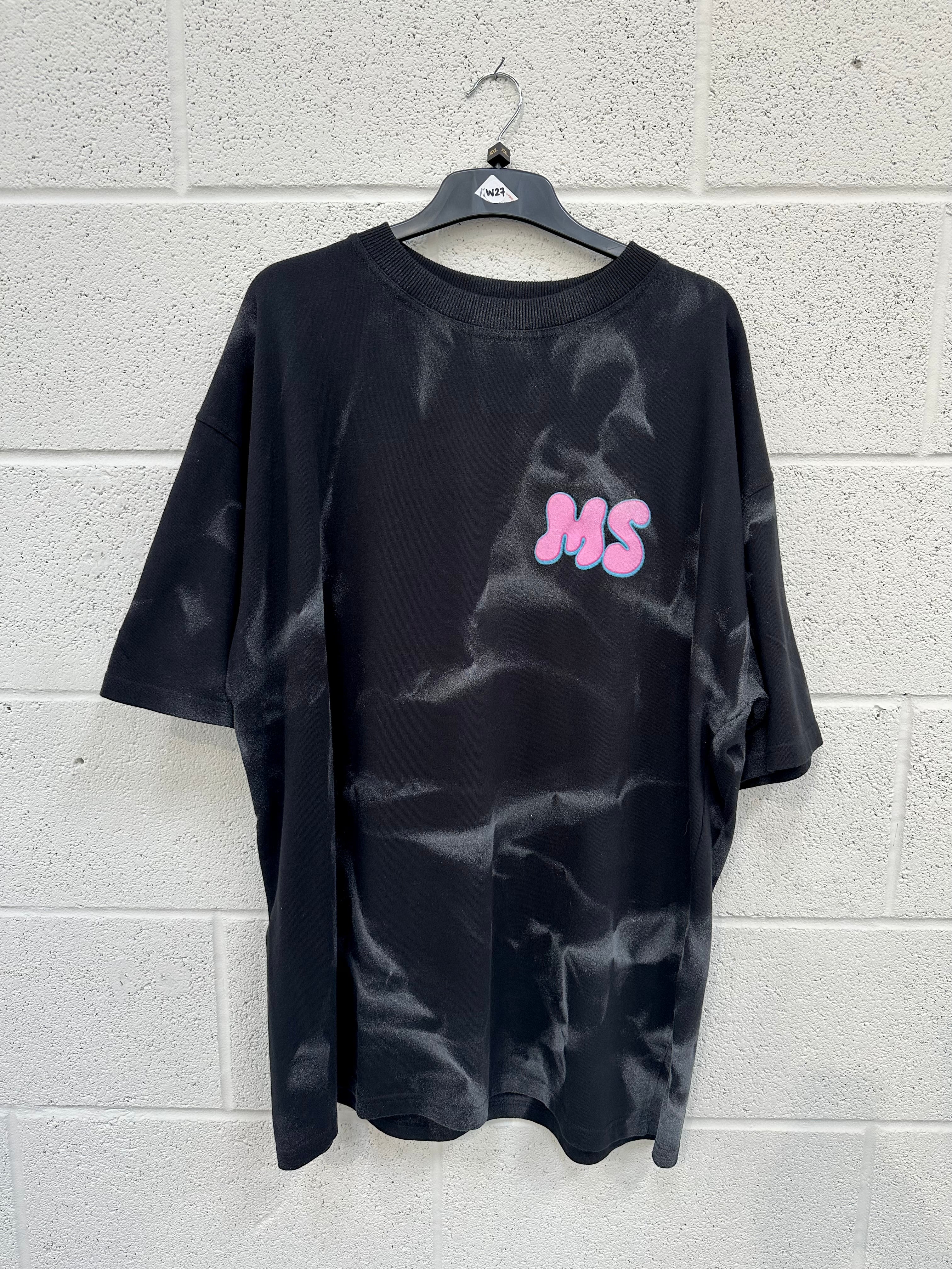 #W27 Black Spray Out Balloon Heavyweight T-shirt.