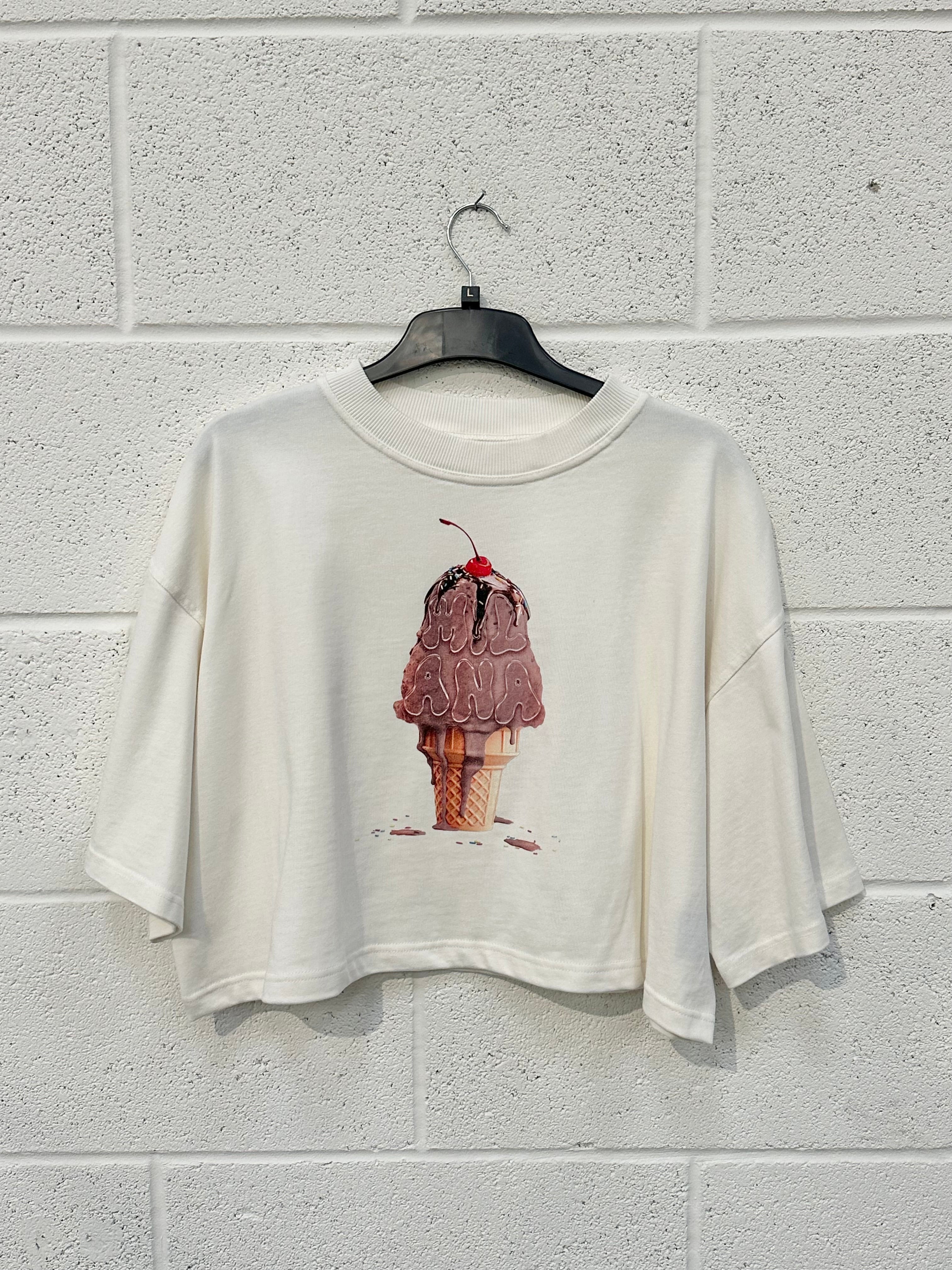 #CC77 Cream Ice Cream Cropped Heavyweight T-shirt.