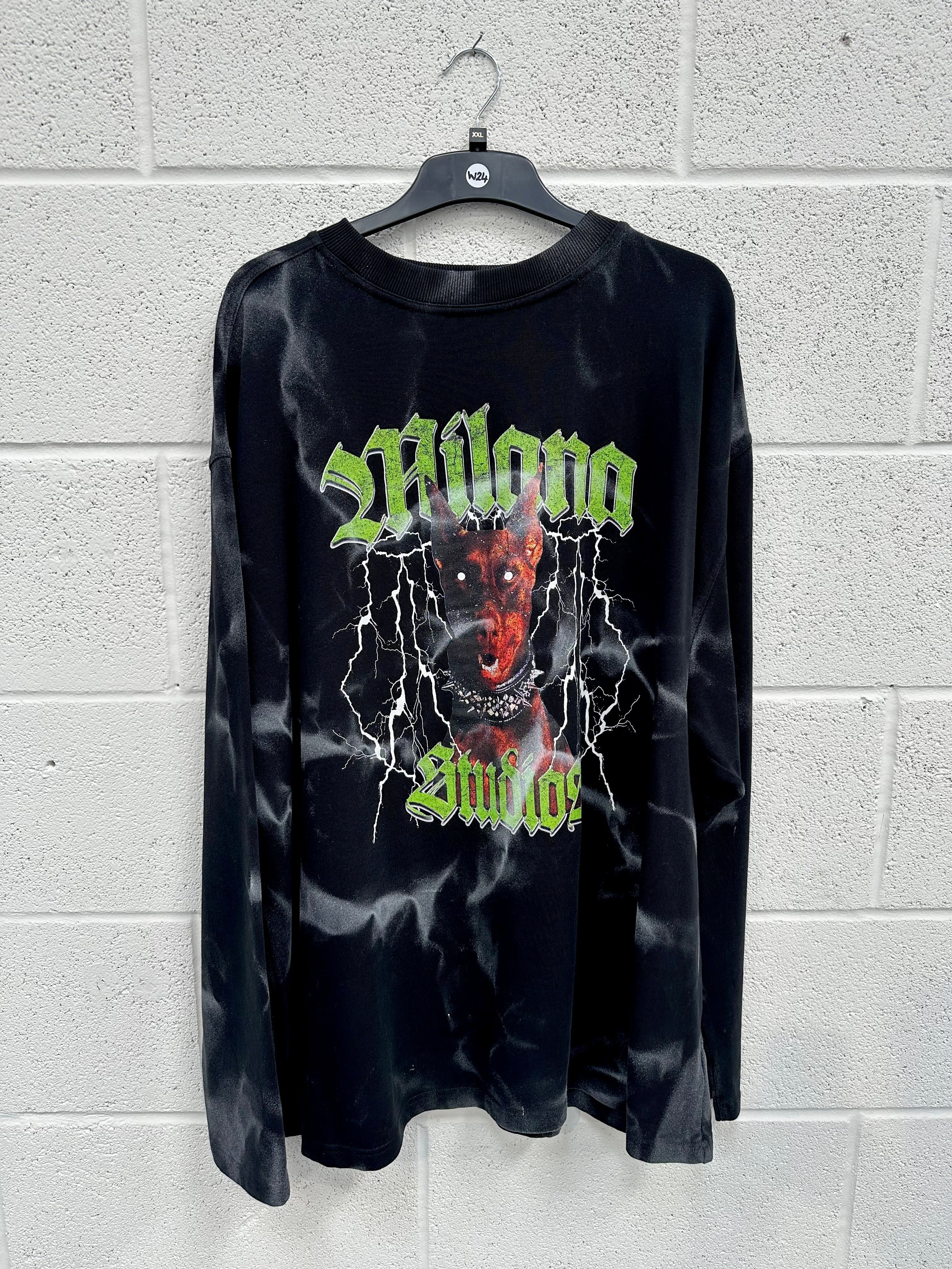 #W24 Black Spray Out Heavyweight Long Sleeve.