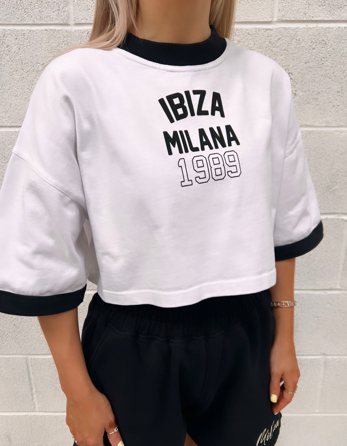 White And Black Ibiza Cropped Heavyweight T-shirt.