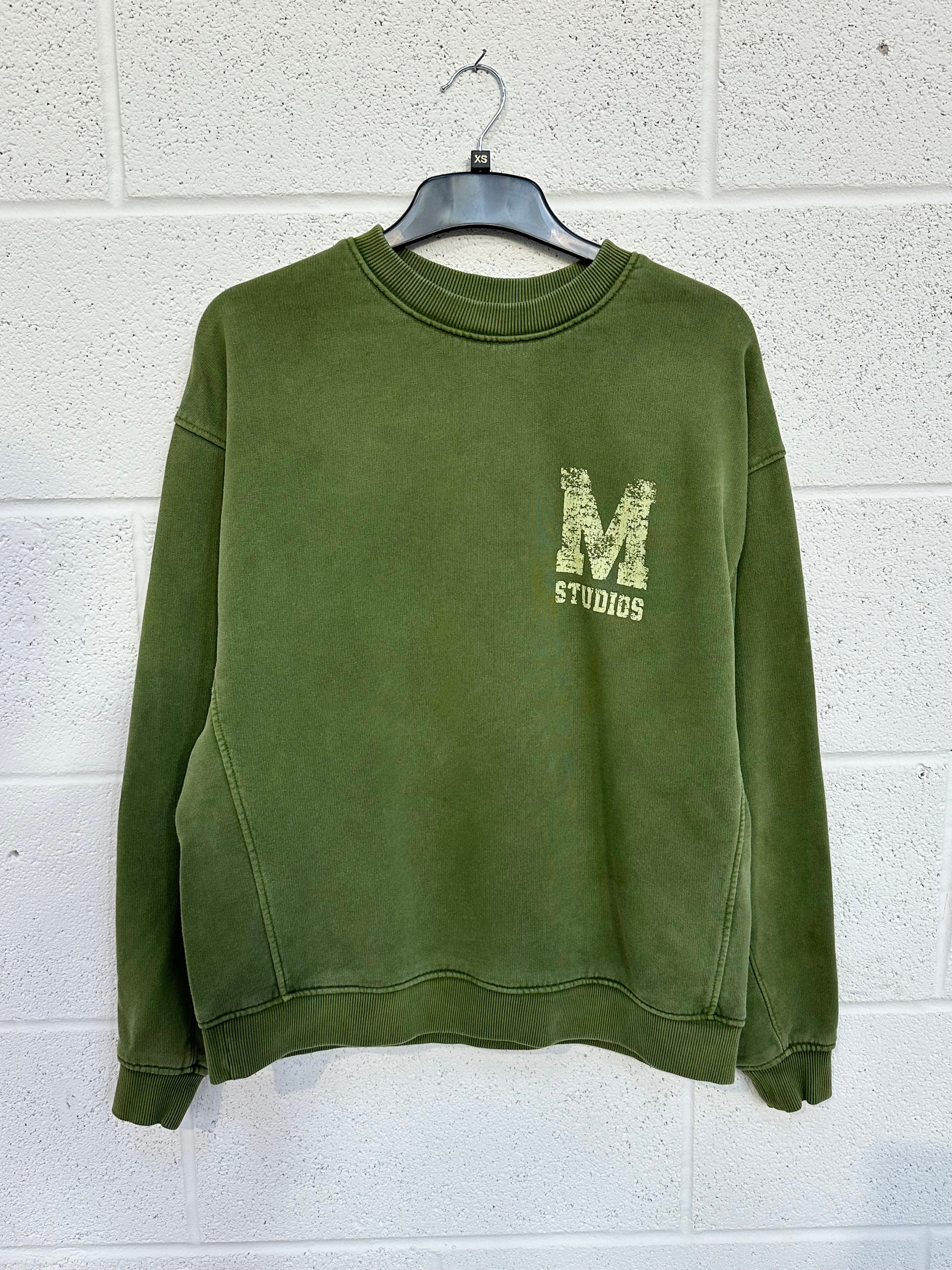 #K10 Washed Green M Heavyweight Sweatshirt.