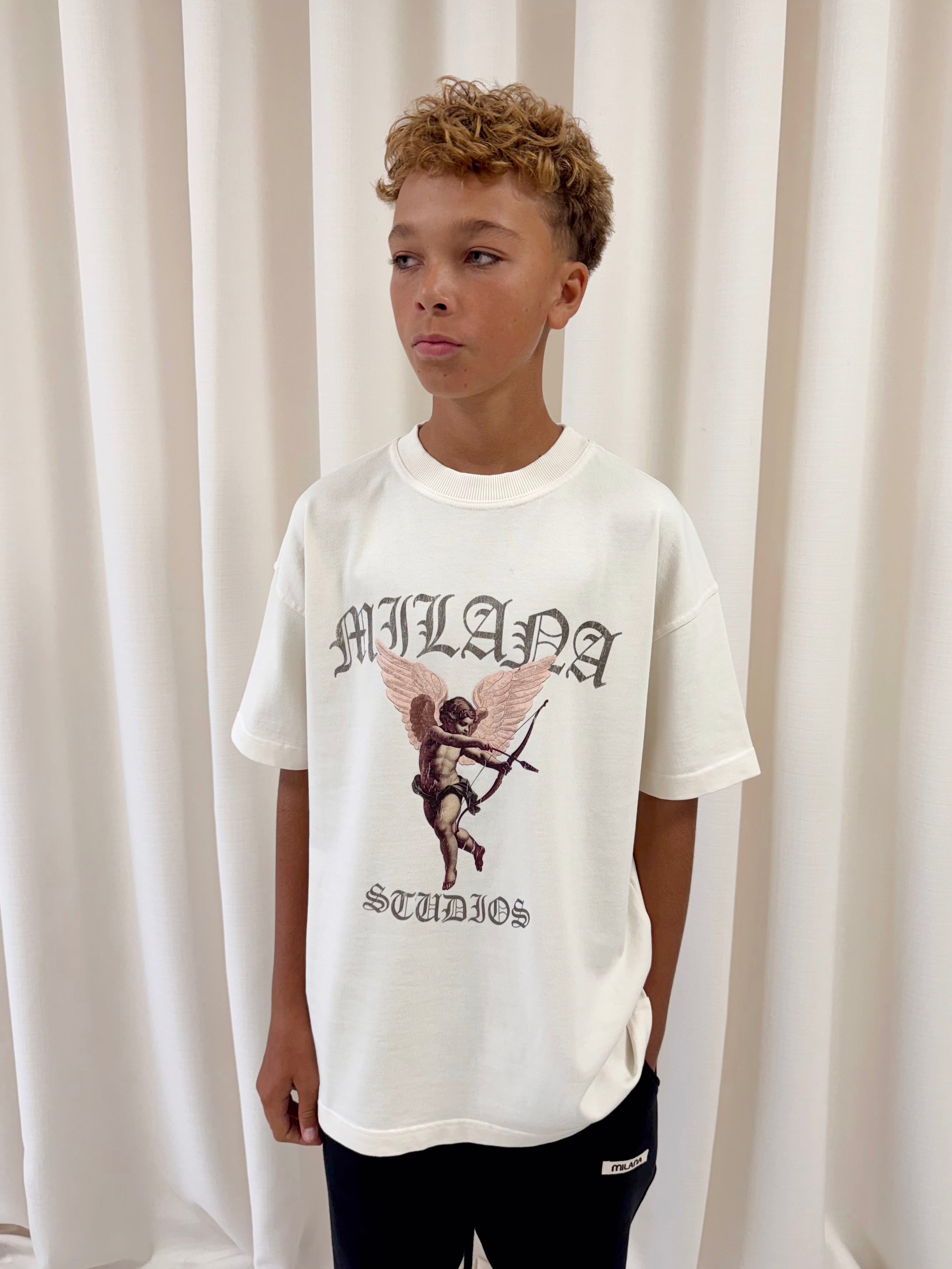 Cream Vintage Cherub Kids T-shirt.