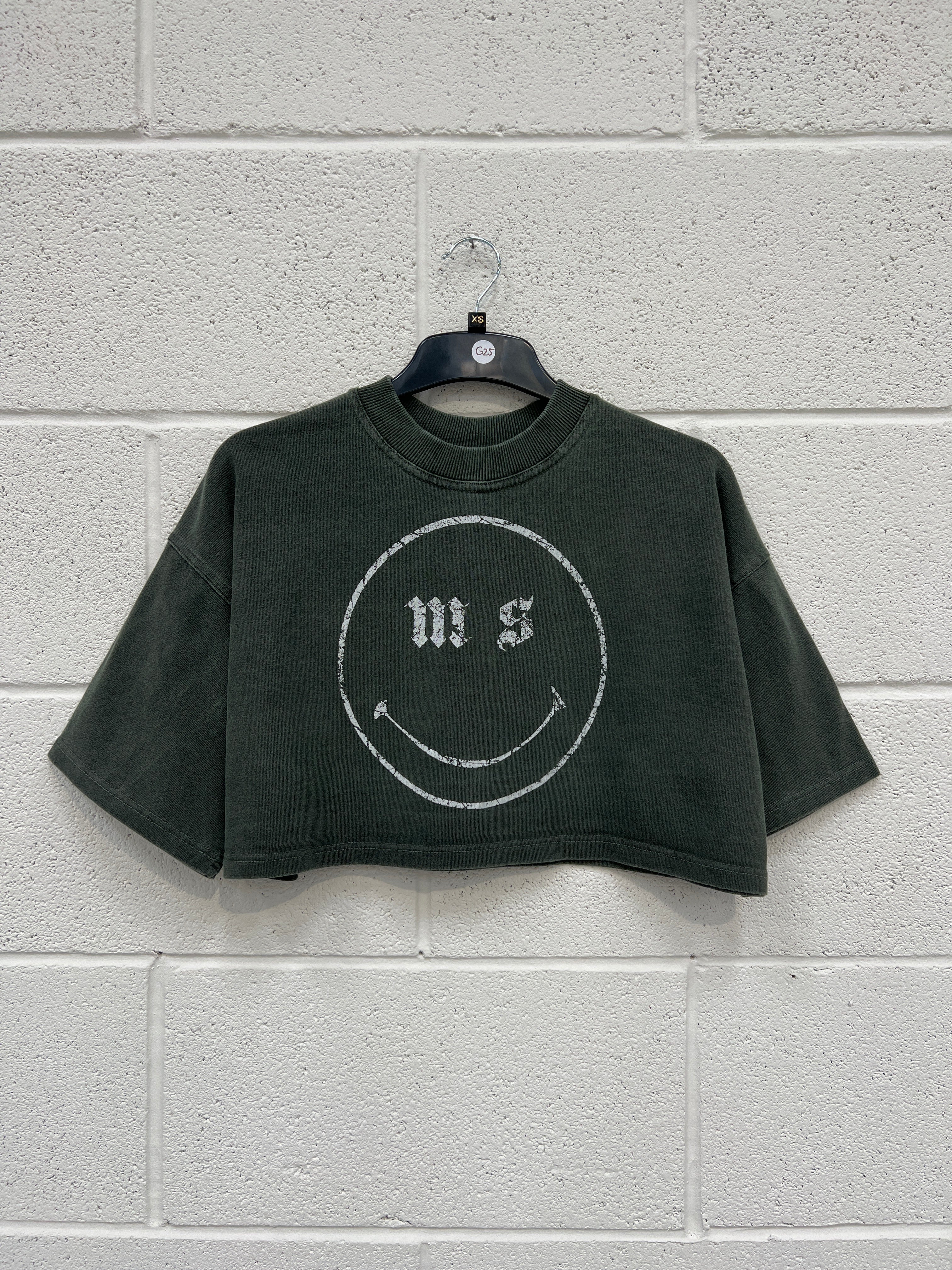 #G25 Washed Khaki Smiley Cropped T-shirt.