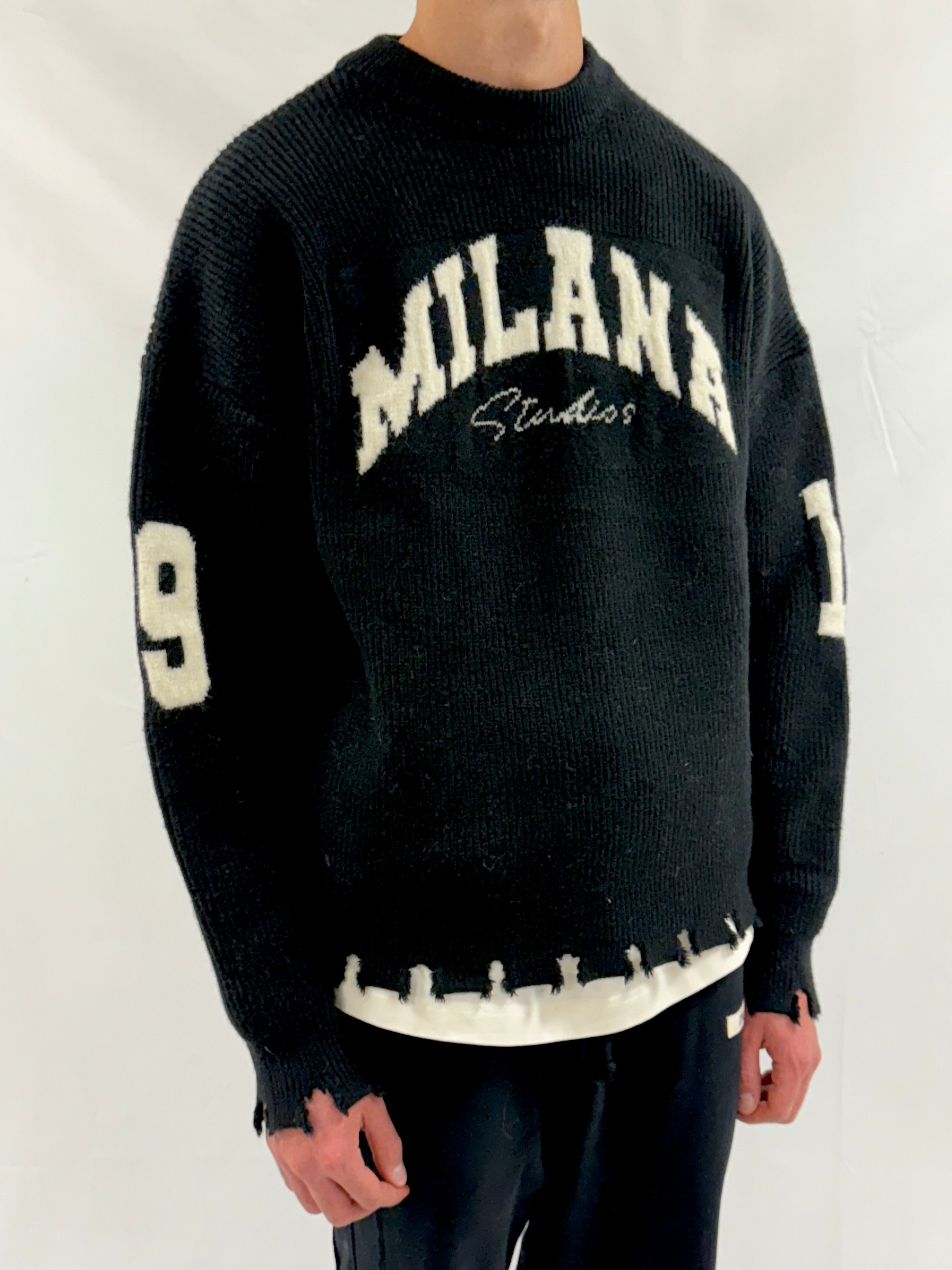 Black 1989 Heavyweight Knitted Sweatshirt.