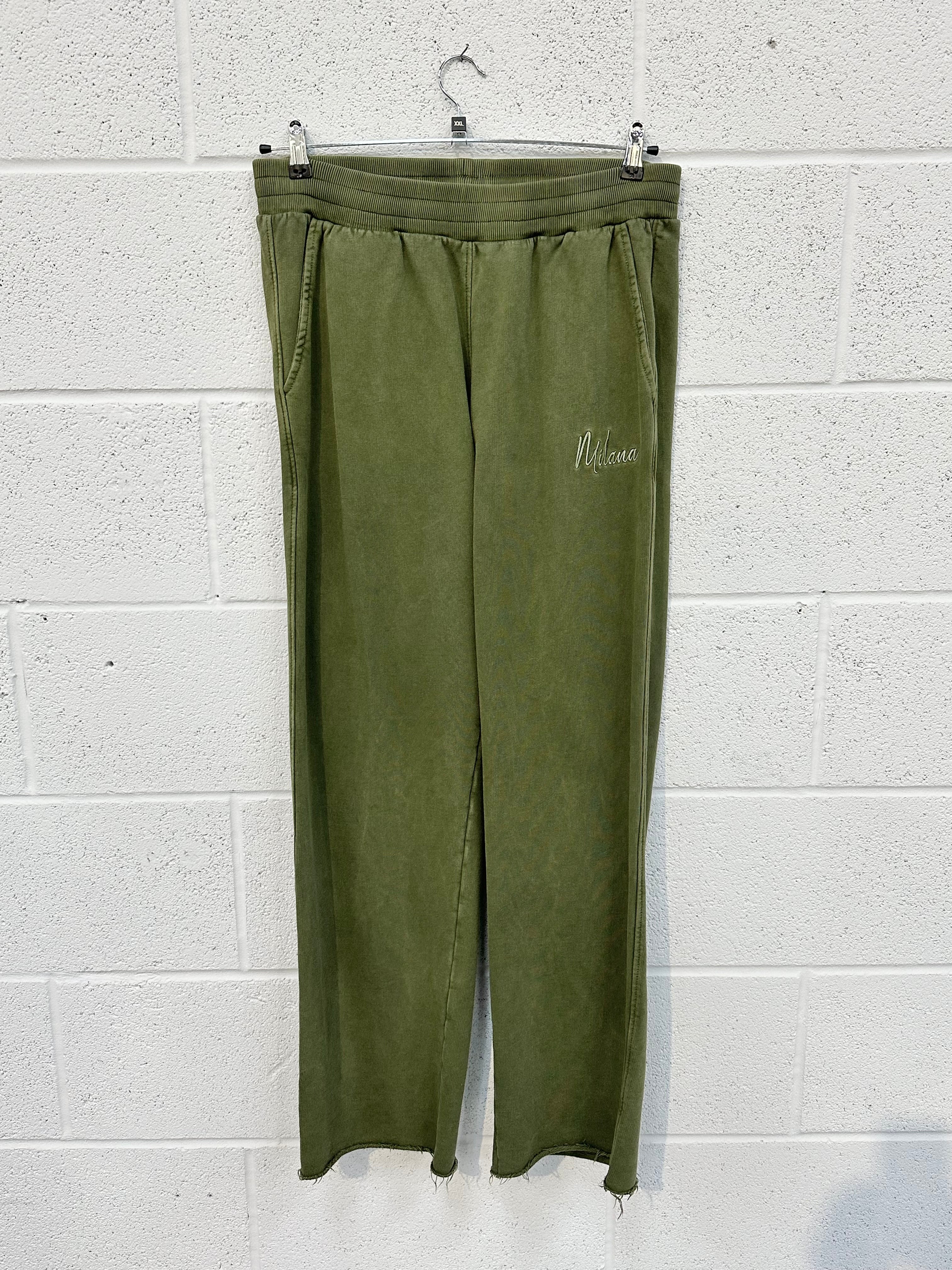 #BB4 Washed Green Esssential Heavyweight Sweatpants.