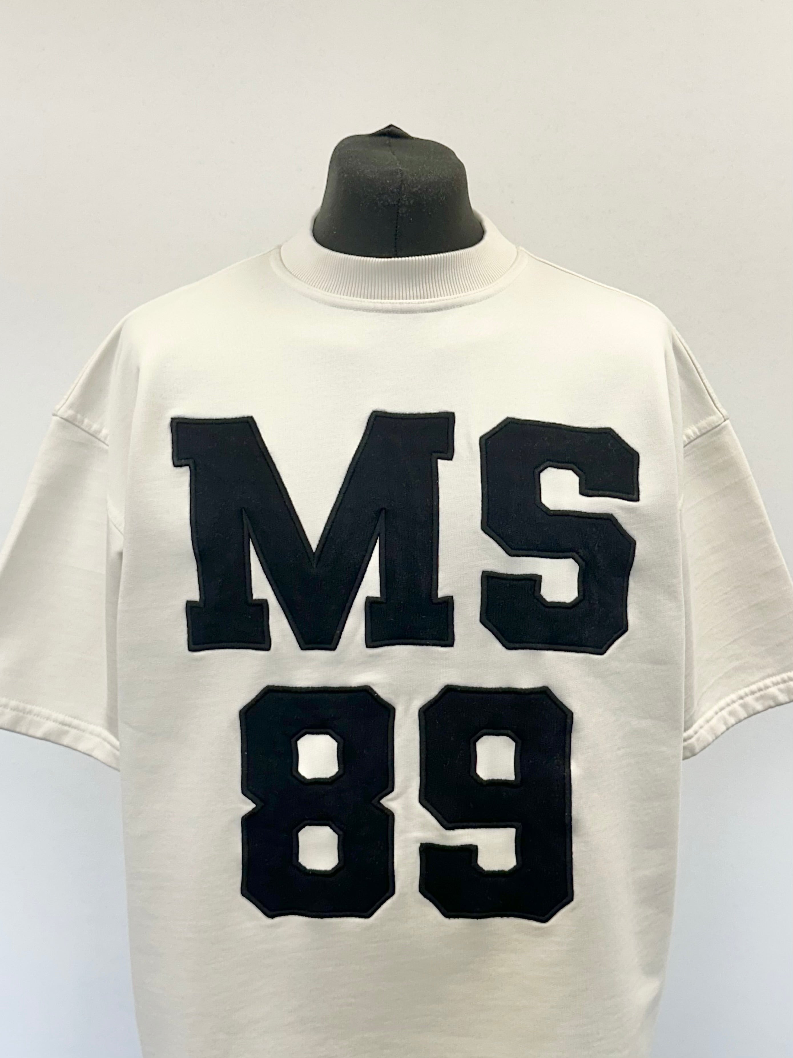 Cream MS89 Heavyweight Sweatshirt Tee.