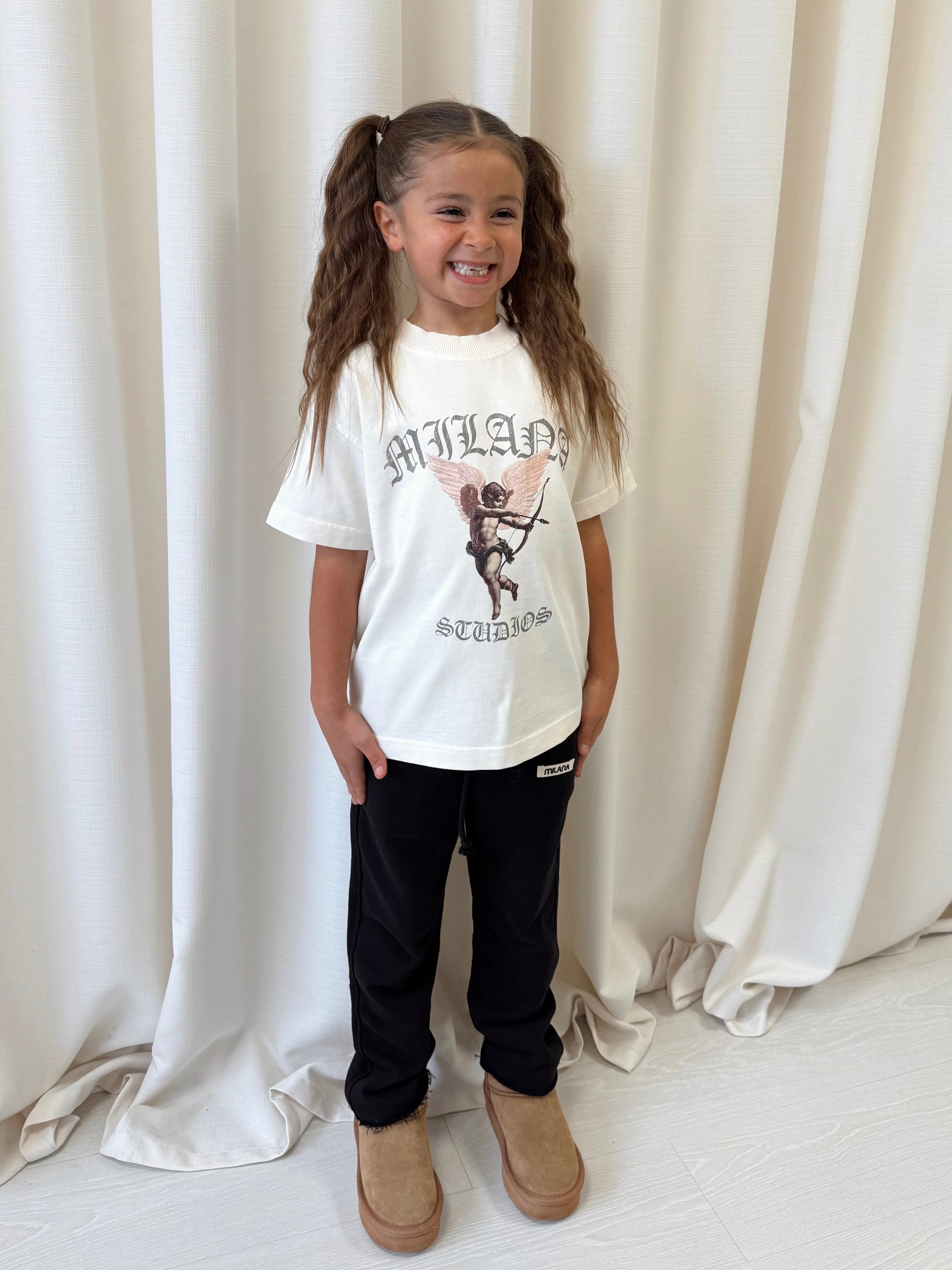 Cream Vintage Cherub Kids T-shirt.