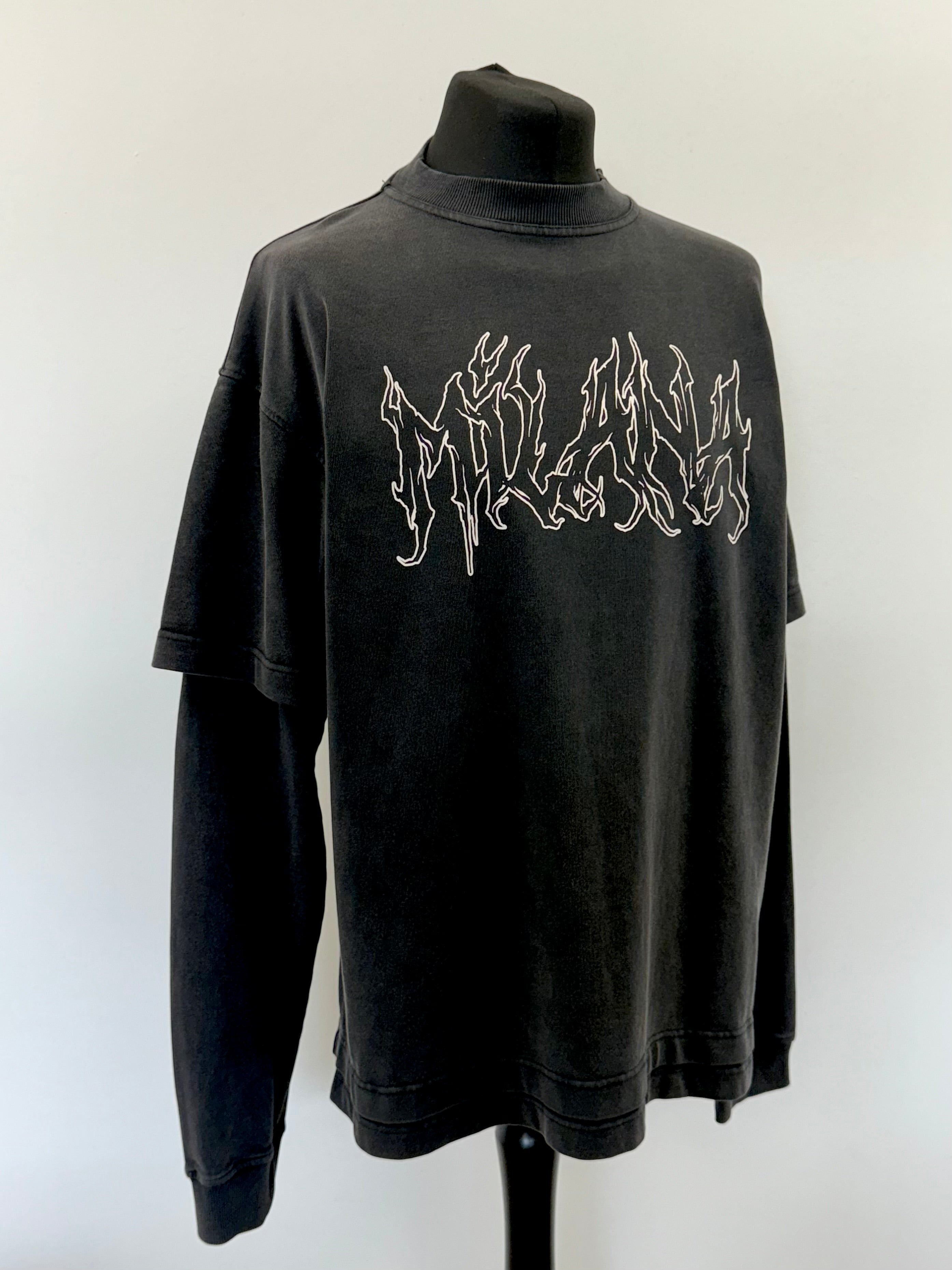 Washed Black Milana Heavyweight T-shirt Long Sleeve.