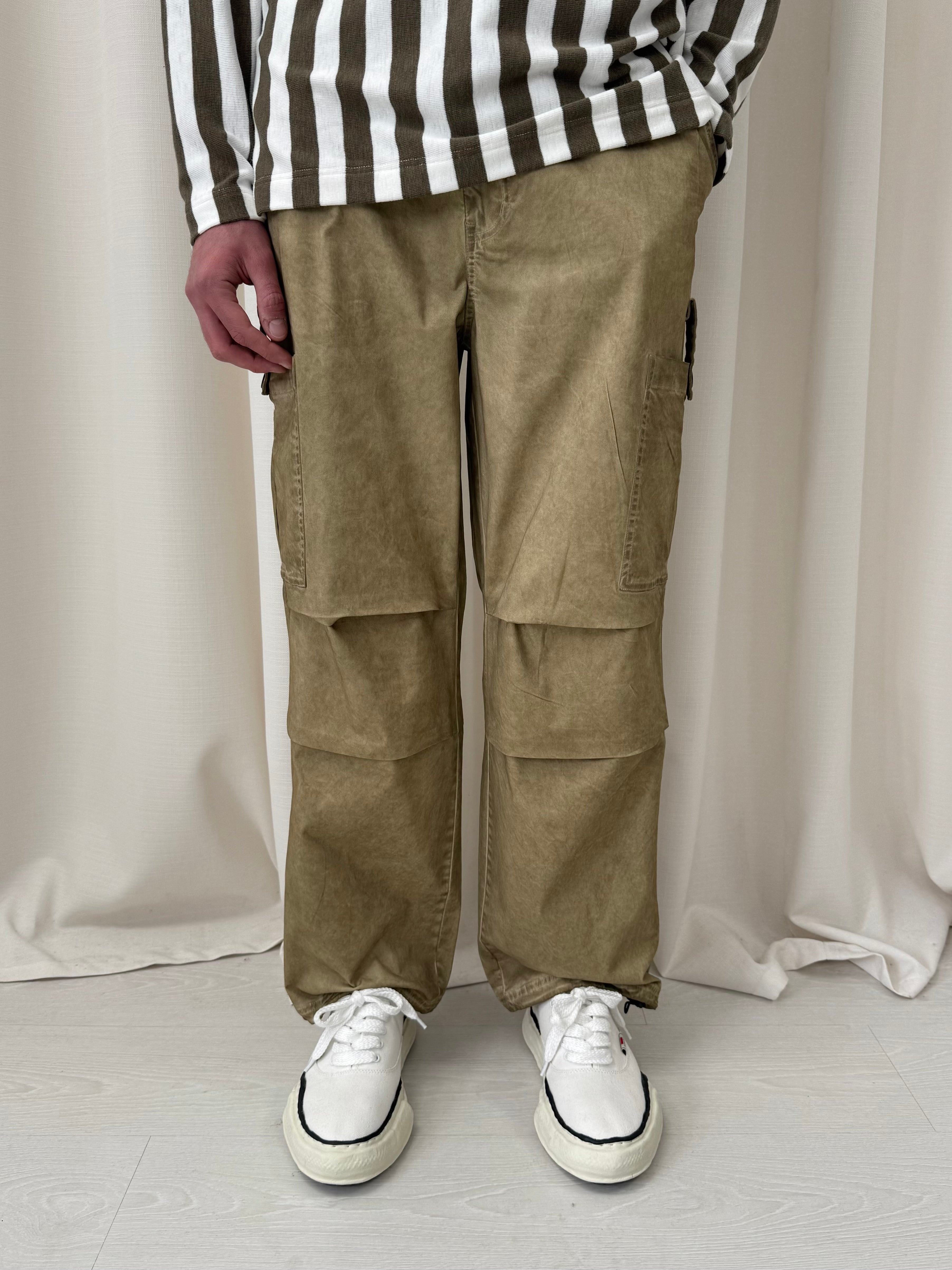 Vintage Khaki Green Cargo Pants.
