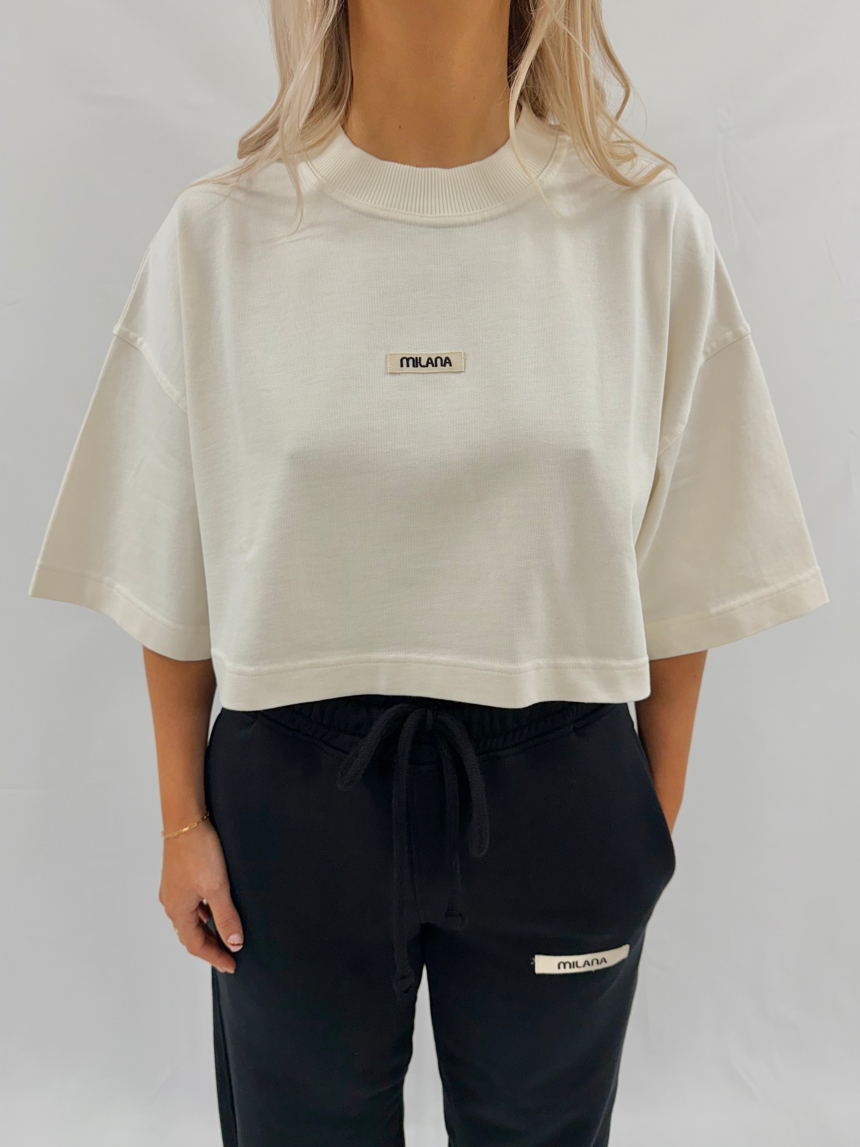 Cream Core Heavyweight Cropped T-shirt.