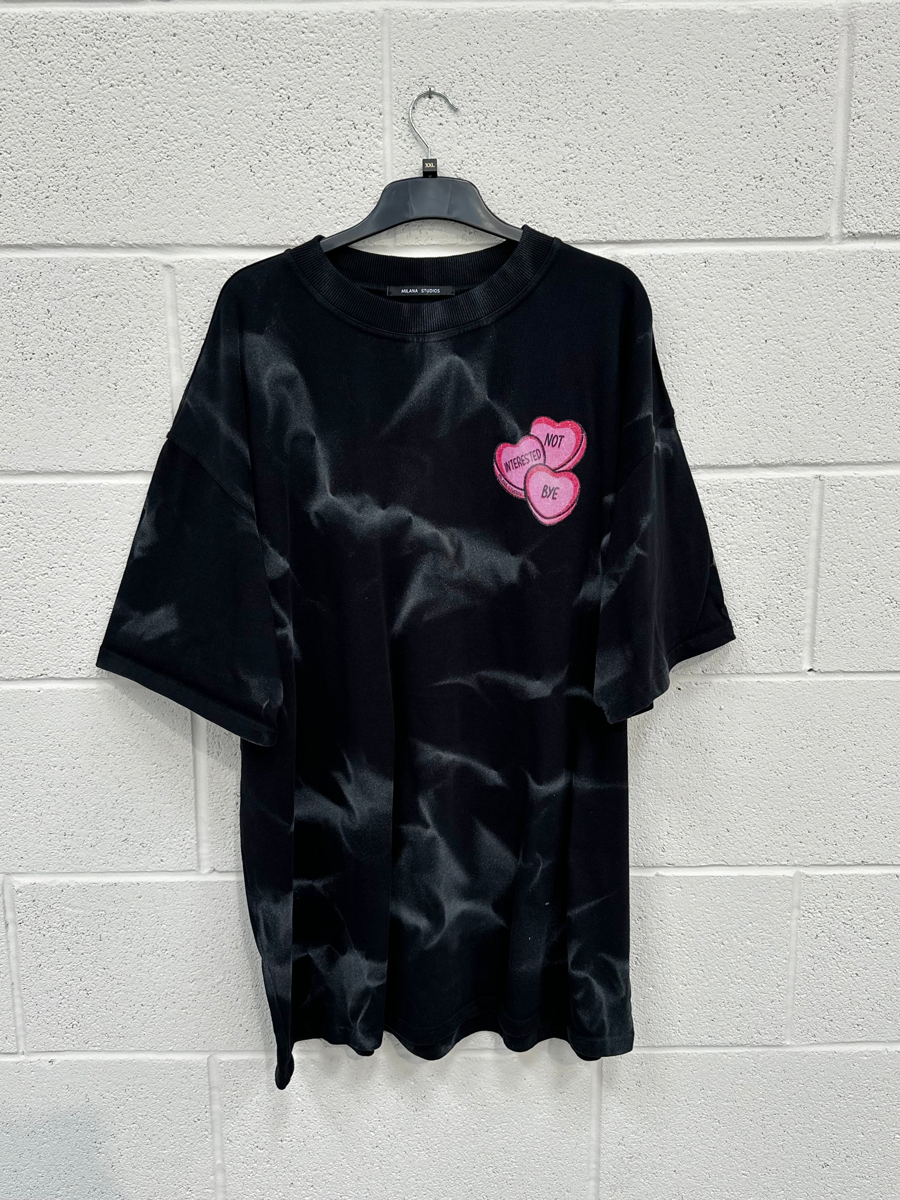 #L17 Black Spray Out Hearts Heavyweight T-shirt.