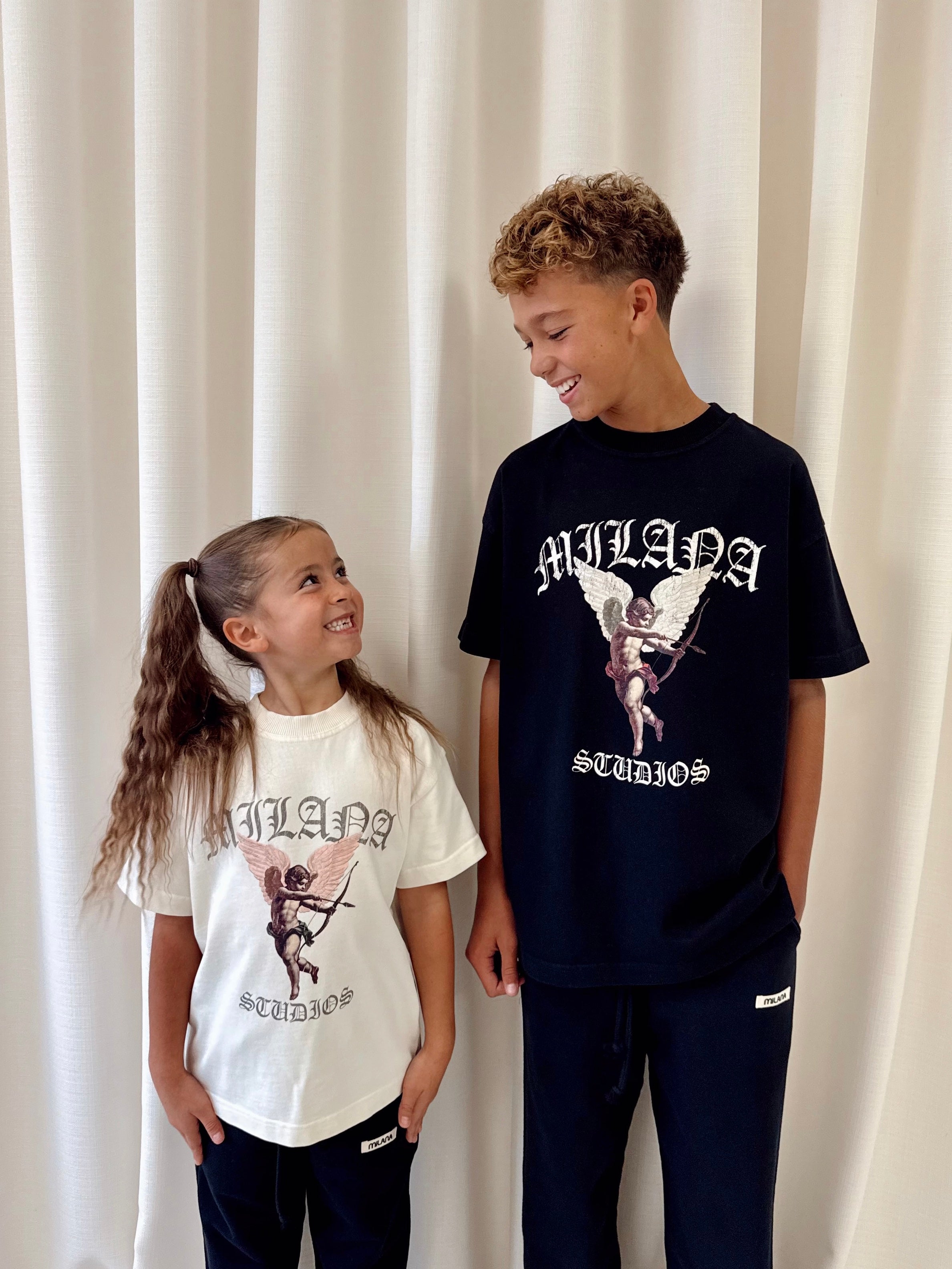 Cream Vintage Cherub Kids T-shirt.