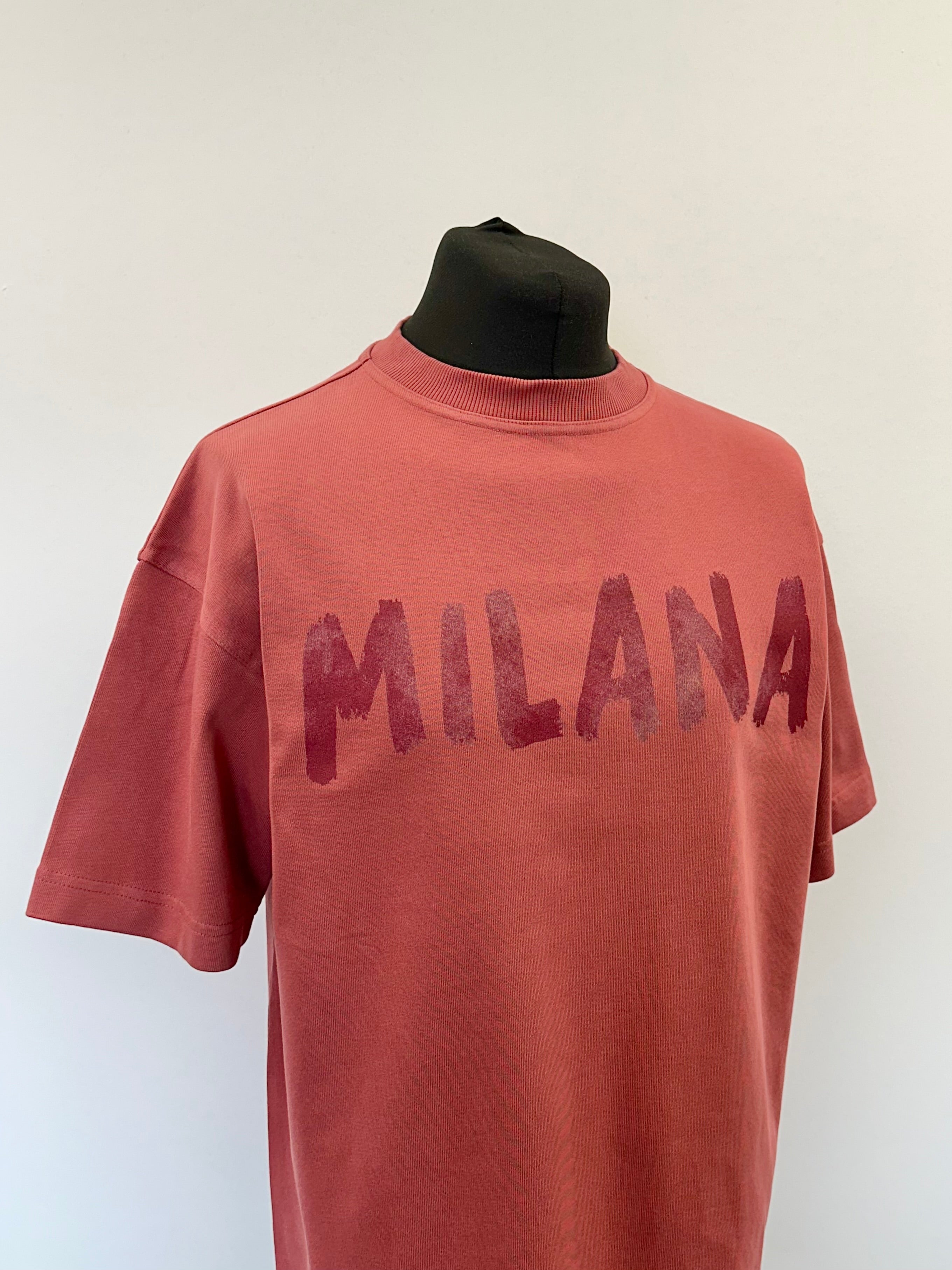 Mauve Paint Heavyweight T-shirt.