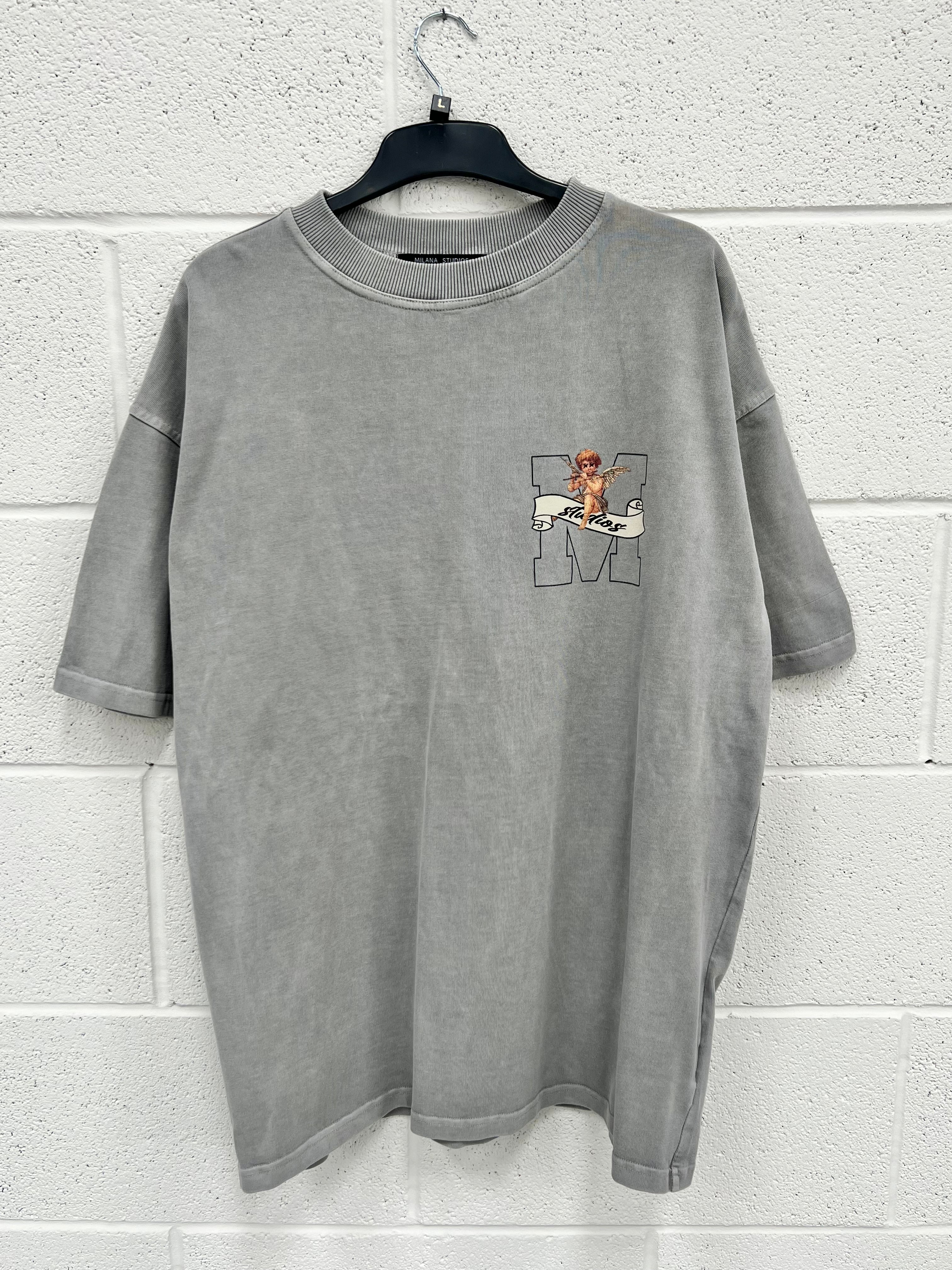 #B20 Washed Ash Grey Graphic Heavyweight T-shirt.