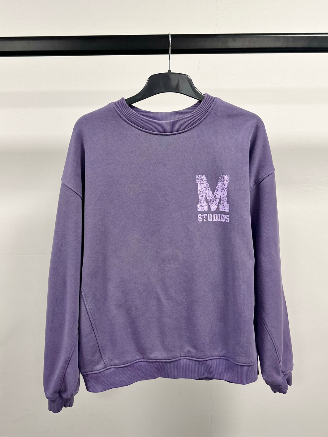 Washed Purple M Sweatshirt.