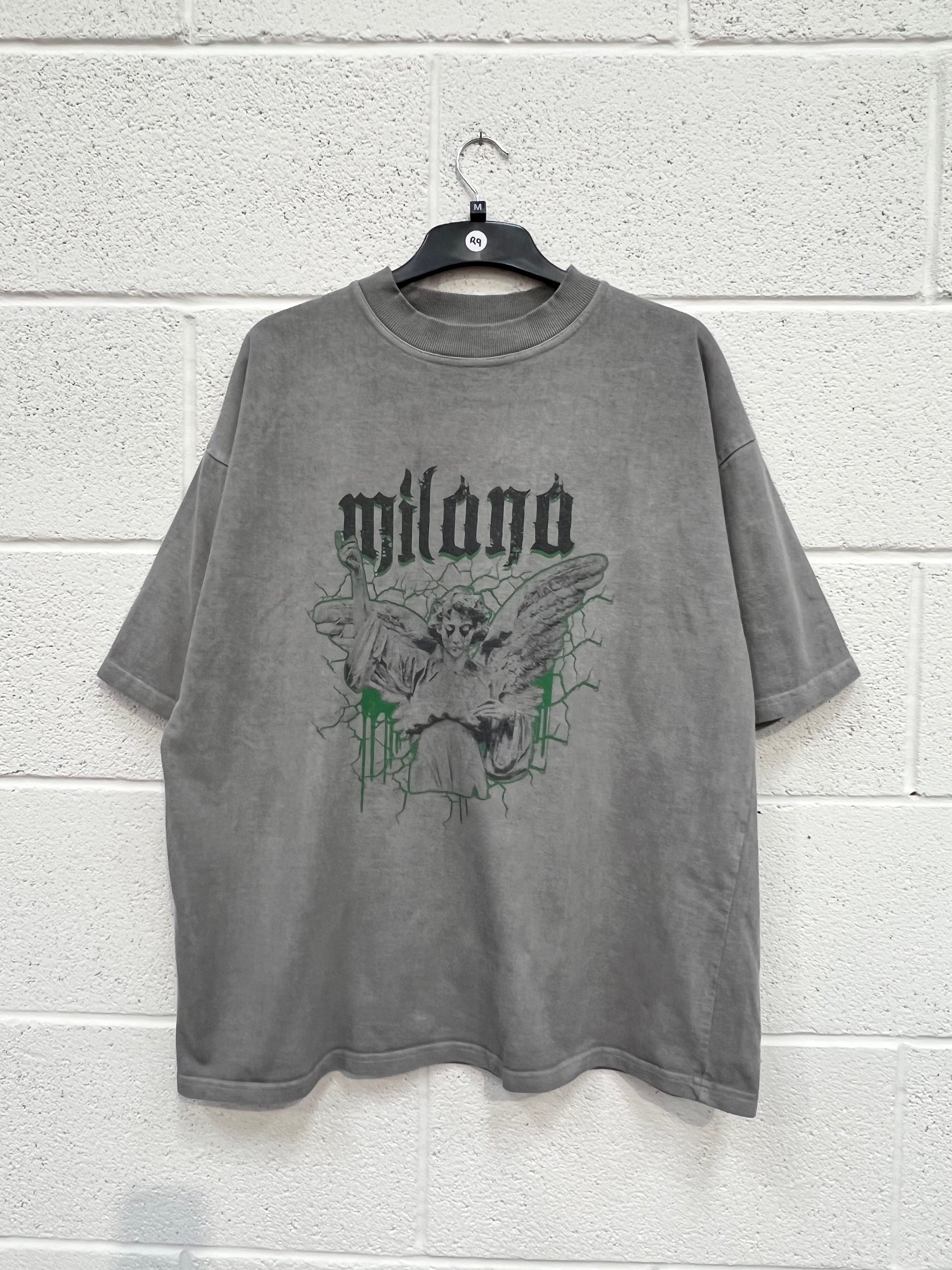 #R9 Washed Grey Graphic Heavyweight T-shirt.