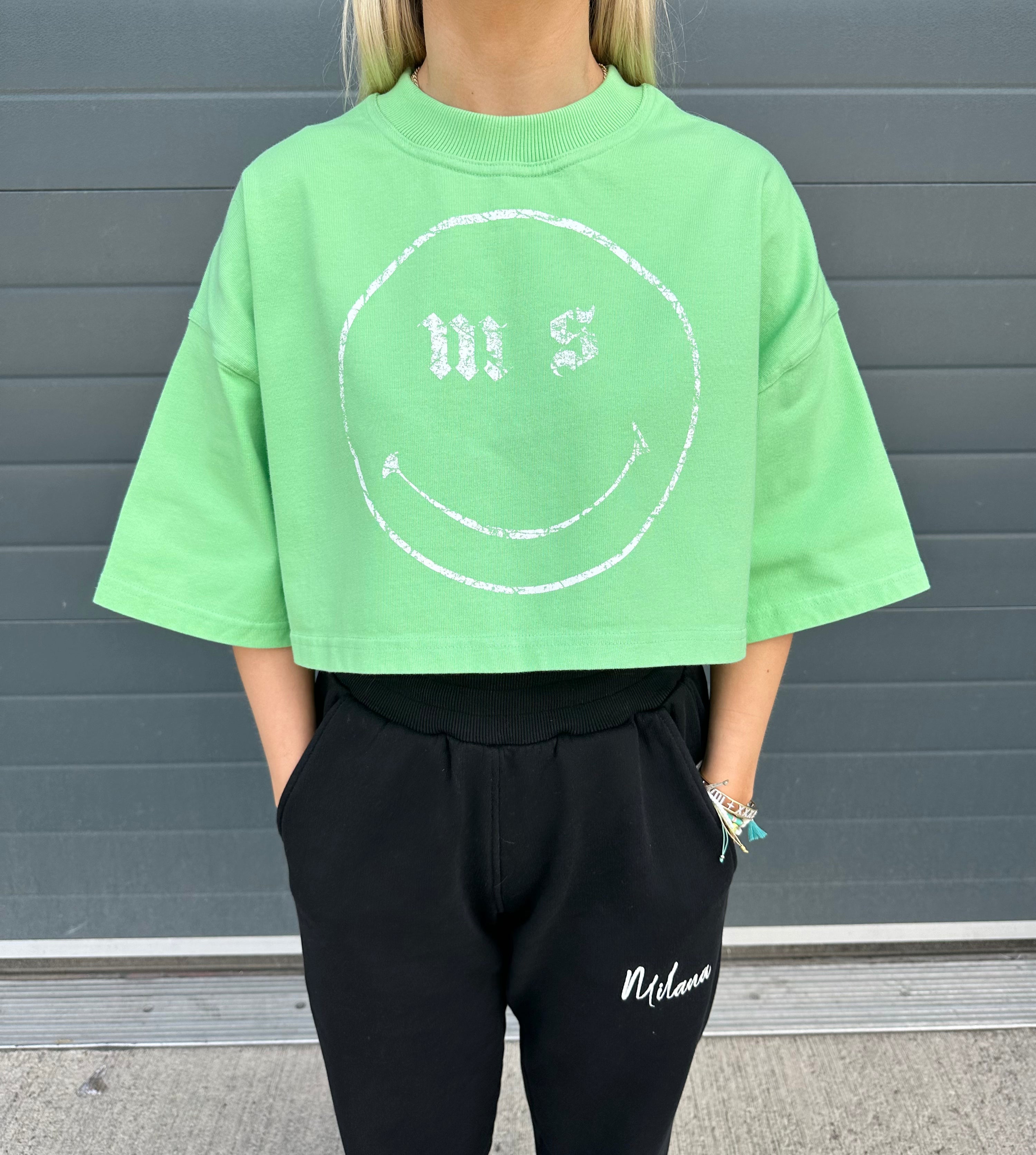 Apple Green MS Smiley Cropped Heavyweight T-shirt.