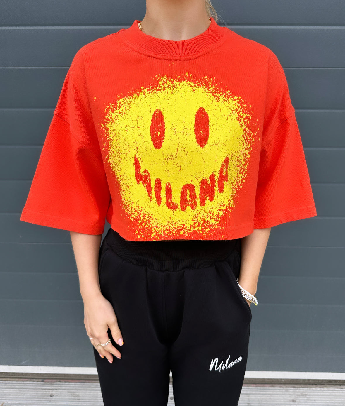 Red Splatter Smiley Cropped Heavyweight T-shirt.