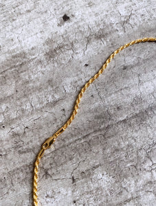 Gold Twisted Rope Necklace.