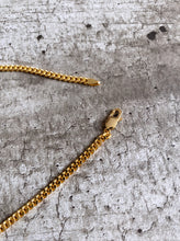 Load image into Gallery viewer, Gold Cuban Necklace.